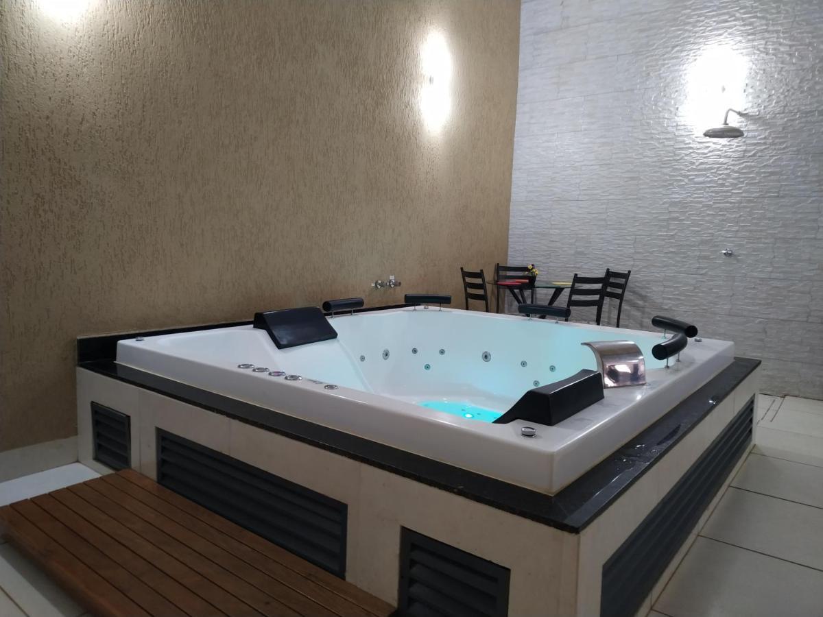 Casa Com 2 Quartos E Banheira De Hidromassagem トリンダーデ エクステリア 写真
